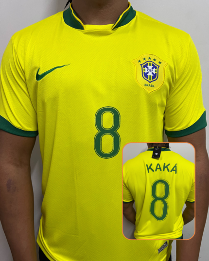 Camiseta Retrô Brasil Kaká 2005/06