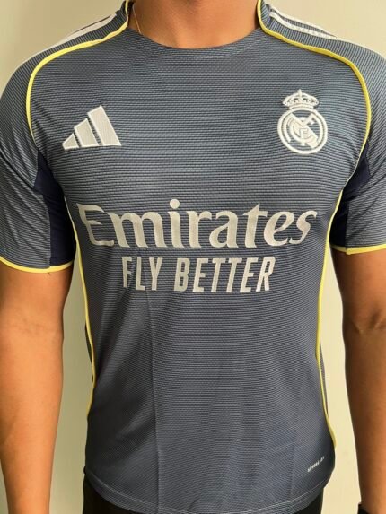 Camiseta Real Madrid II Cinza 2025/26