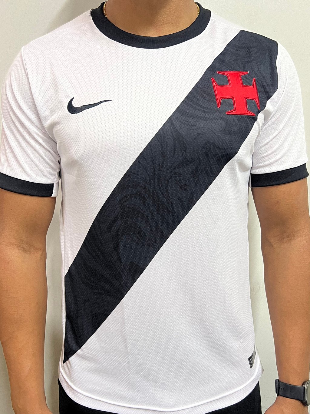 15491720257-img-1772-f54bd29ab56ec6741517703840483551-1024-1024-1.jpg Camiseta Vasco Branca II 2026/27 - Imagem 1