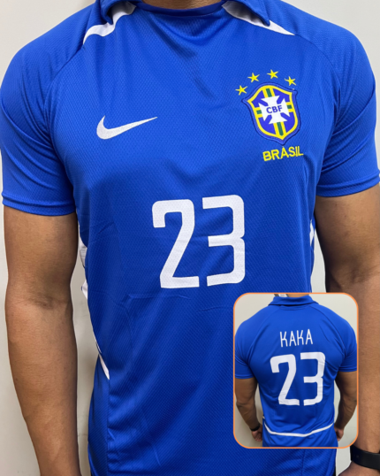 Camiseta Retrô Brasil Azul Kaká 2002