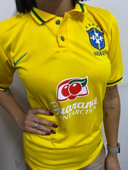 Camiseta Brasil Amarela Guaraná Polo Feminina